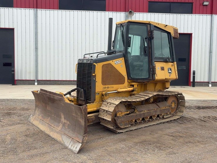 deere-550j-lt-image-1