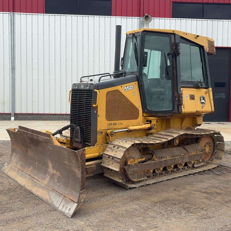 DEERE 550J LT