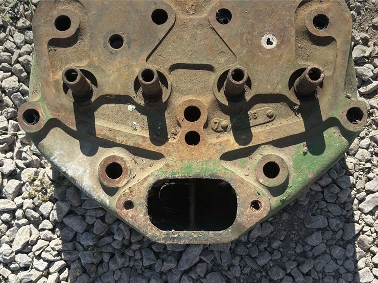 john-deere-model-g-head-image-3