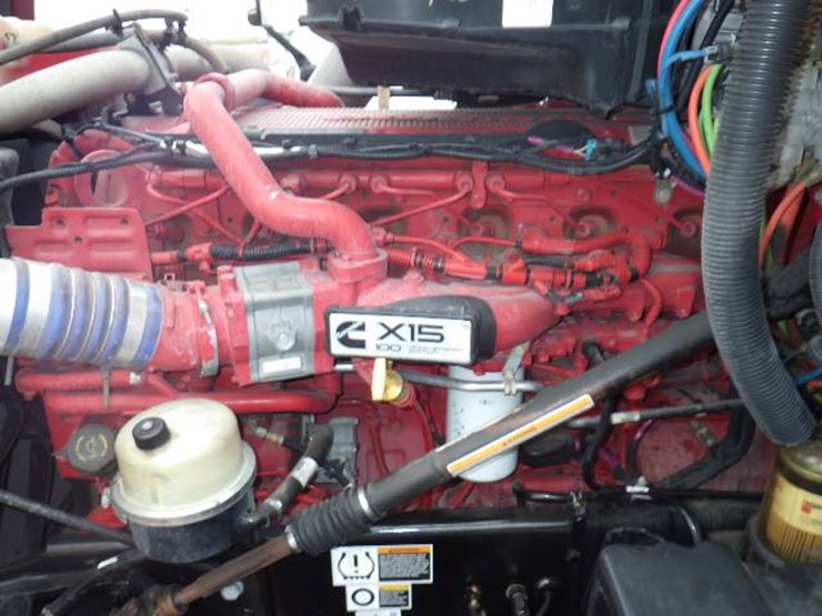2020-kenworth-t680-image-15