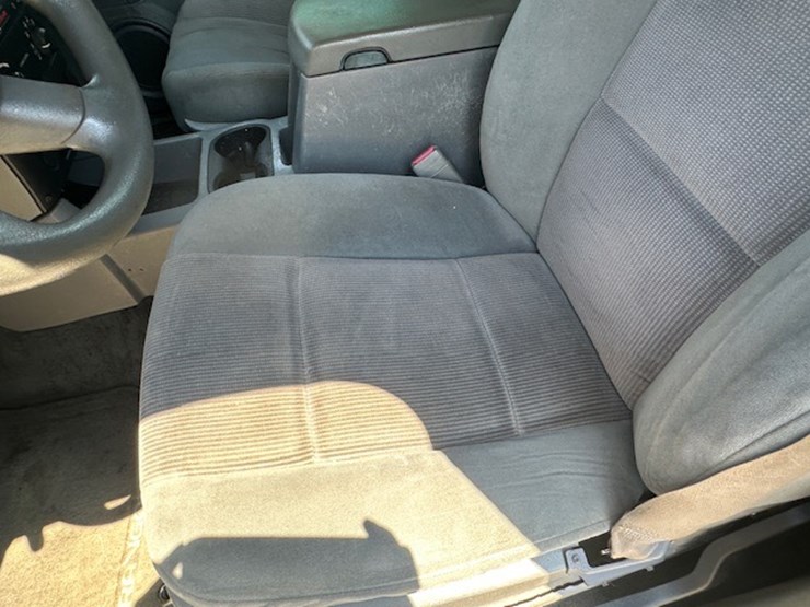 2005-dodge-durango-image-44