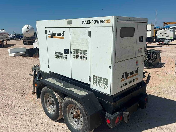 2019-allmand-bros-maxi-lite-image-6