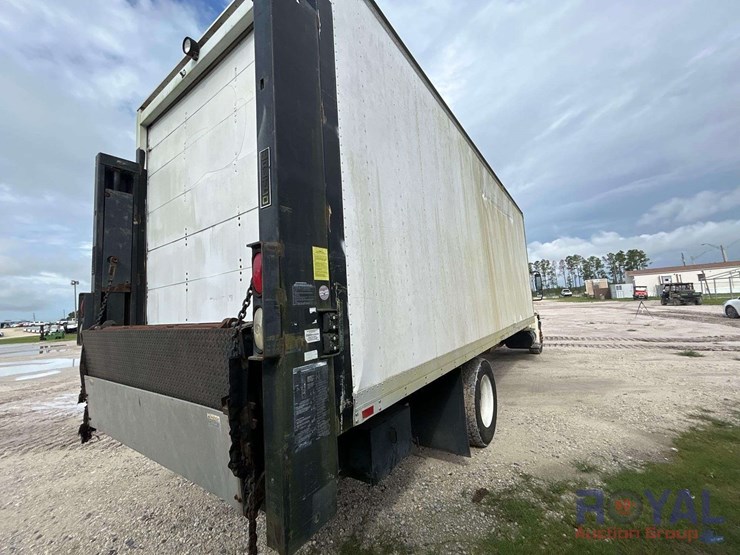 2003-international-durastar-4200-image-3