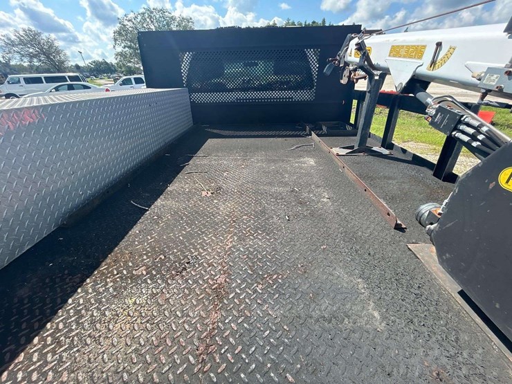 2016-ford-f550-image-30