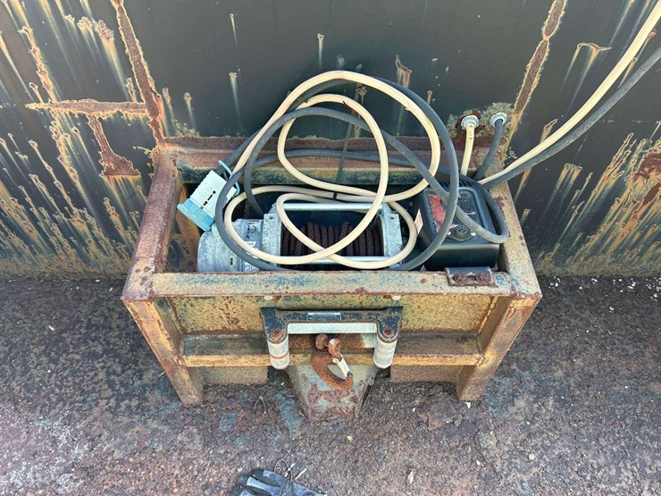 22ft-rolloff-flatbed-body-image-5
