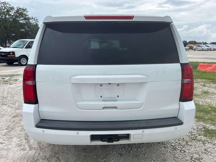 2018-chevrolet-tahoe-image-25