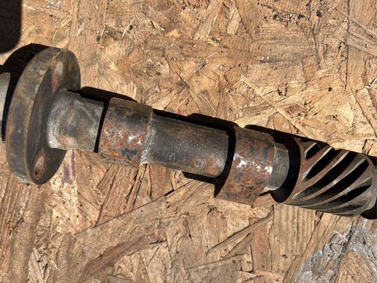 john-deere-model-a-rods-set-and-camshaft-image-17