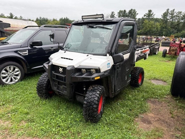 bobcat-diesel-utv-4x4-image-2