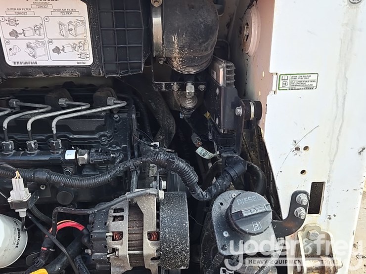 2019-bobcat-t590-image-37