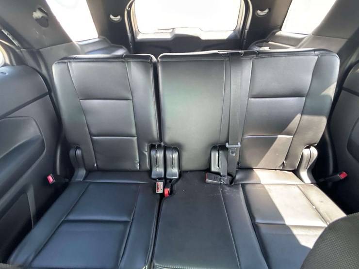 2016-ford-explorer-image-20