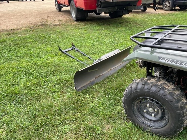 2019-honda-pioneer-500-utv-image-6