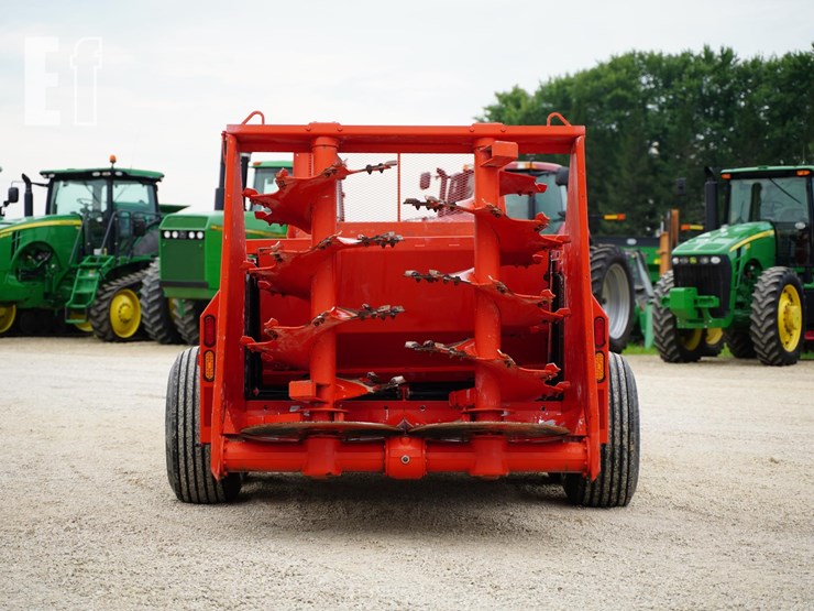 2009-kuhn-knight-2044-image-6