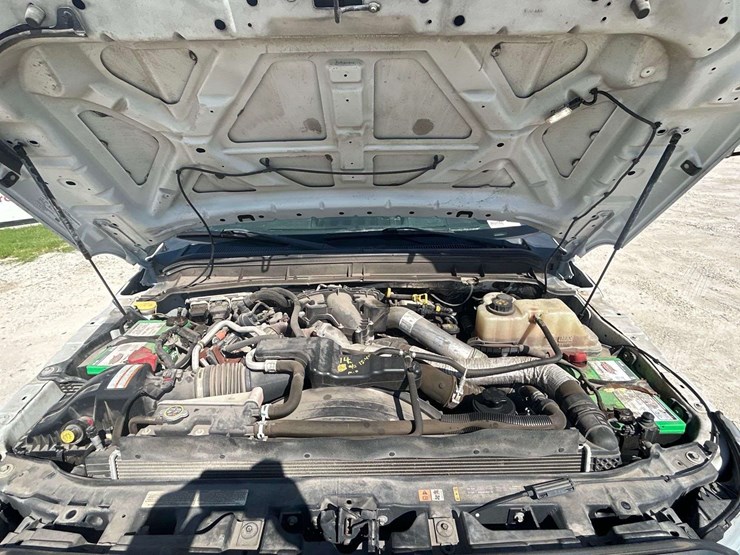 2015-ford-f550-image-9