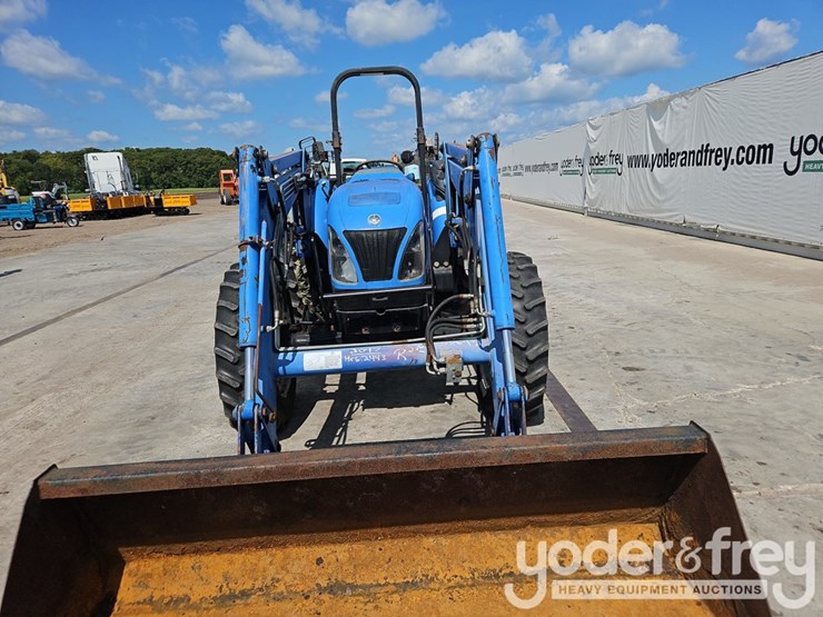 new-holland-tn75a-image-12