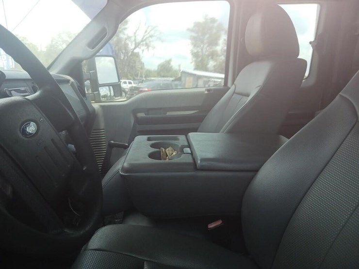 2015-ford-f350-image-3