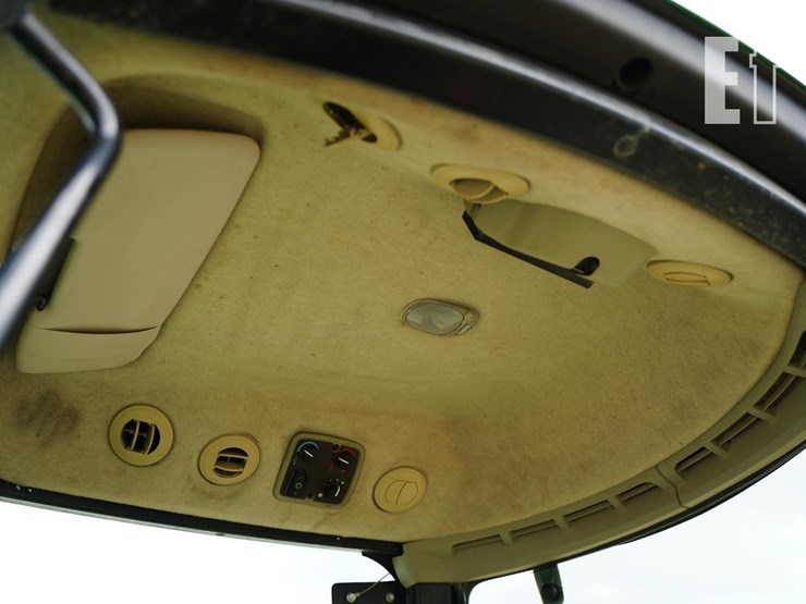 john-deere-4044r-image-31