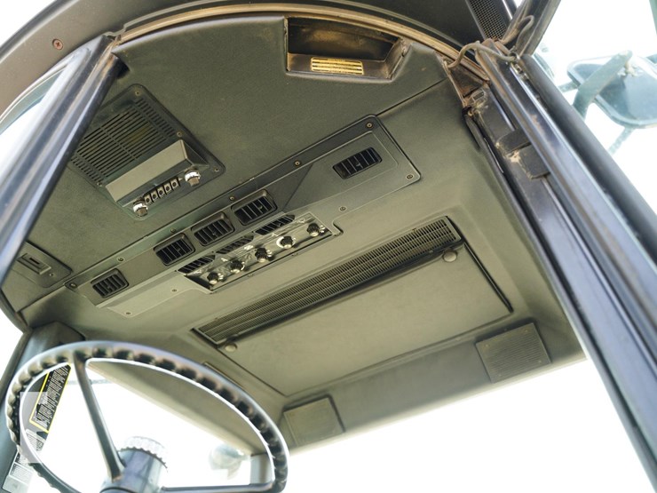 1976-john-deere-4230-image-29