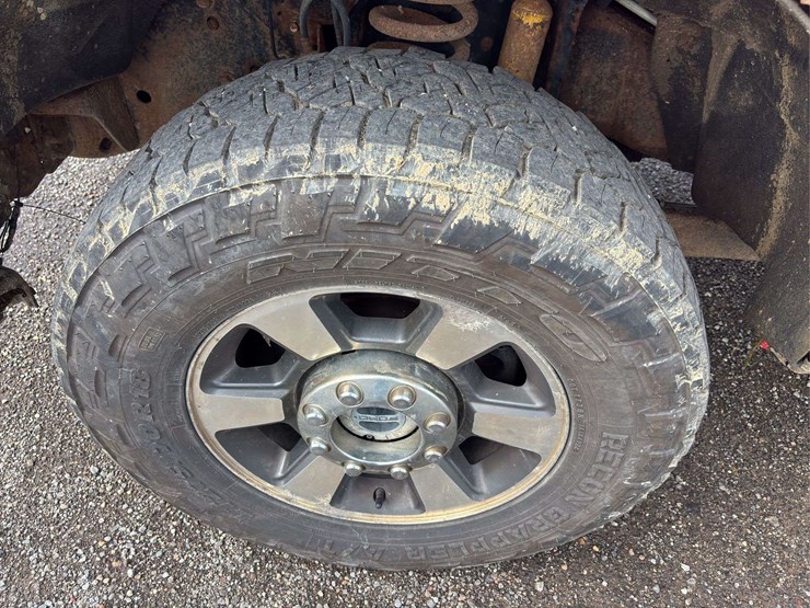 2011-ford-f350-image-6