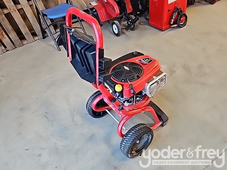 troy-bilt-pressure-washer-6.75-ft-lbs-torque-90cc,-200-max-psi,-engine-briggs&stratton-image-5