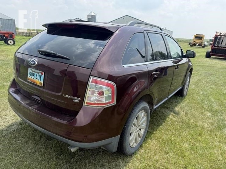 2010-ford-edge-image-4