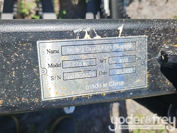 heavy-grass-fork-grapple-to-suit-skidsteer-image-7