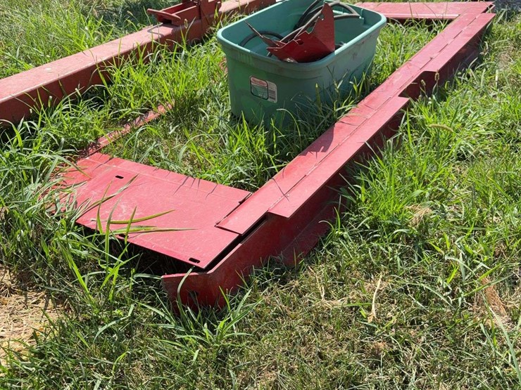 case-adapter-plate-kit-for-2388-combine,-hydraulic-hoses,-chain,-sprocket,-small-shields,-pto-shaft-ends,-pto-hangers-image-3