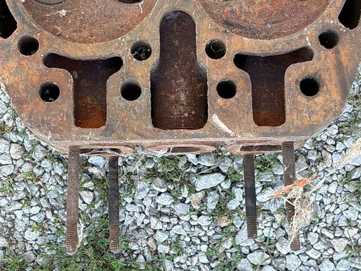 john-deere-model-g-head-image-13