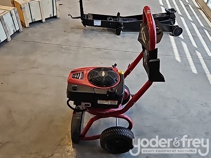 troy-bilt-pressure-washer-6.75-ft-lbs-torque-90cc,-200-max-psi,-engine-briggs&stratton-image-2
