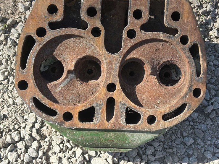 john-deere-model-g-head-image-21