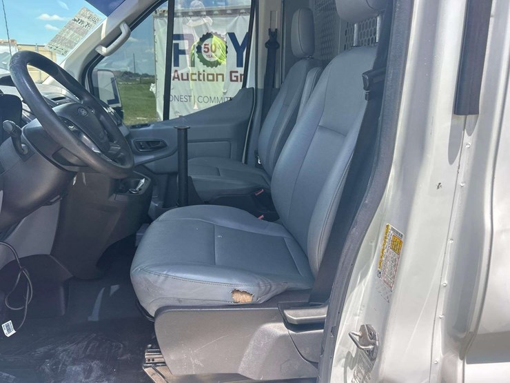 2018-ford-transit-image-14