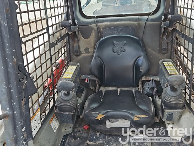 2018-bobcat-t590-image-23