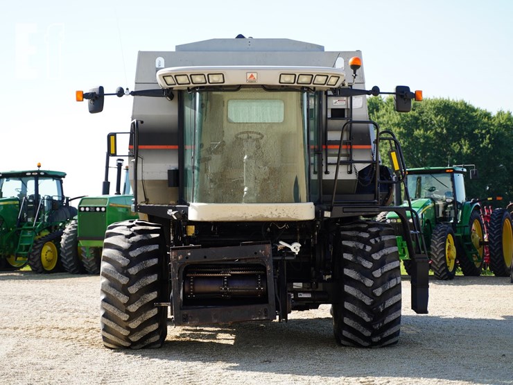 2004-gleaner-r65-image-2