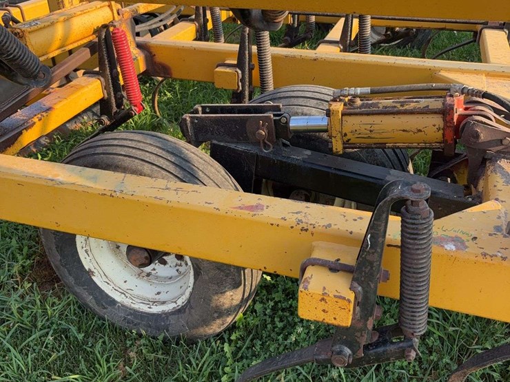 landoll-tilloll-876,-35ft,-3-bar-harrow-with-beater,-walking-tandem,-updated-reel-savers-image-9