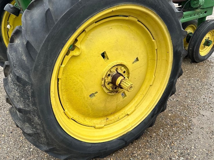 john-deere-a-image-10
