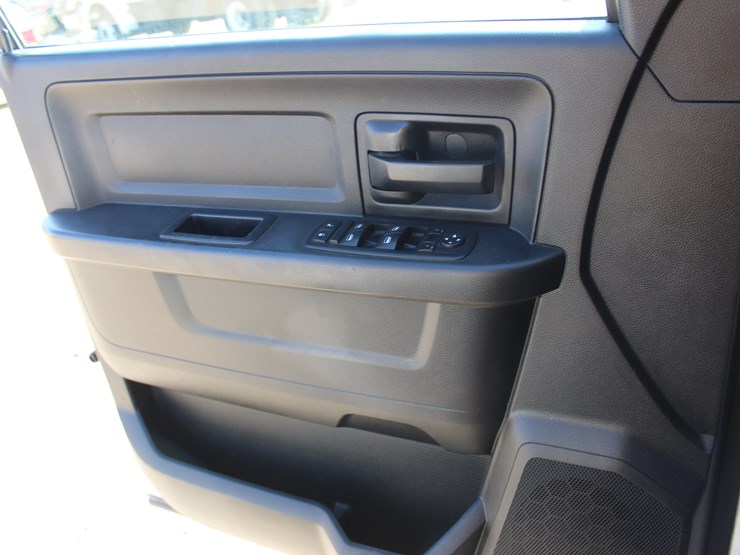 dodge-ram-5500-image-16