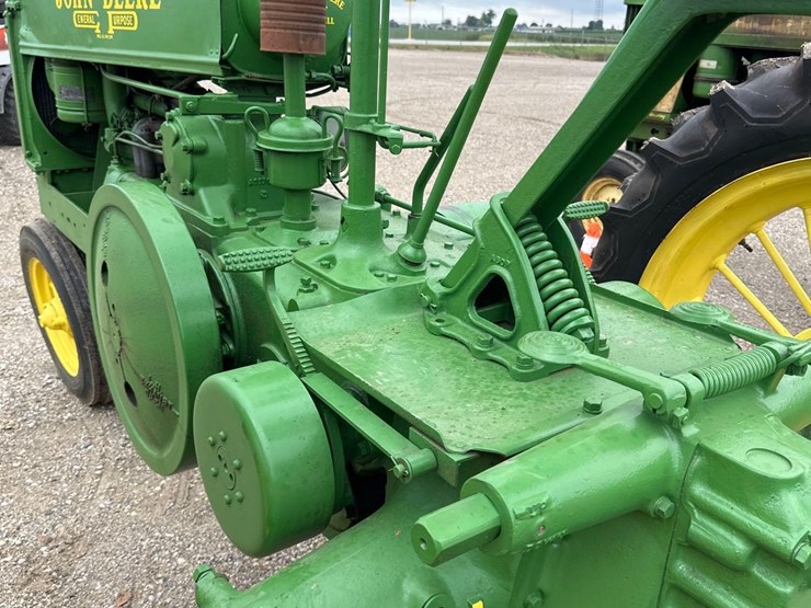 john-deere-a-image-9