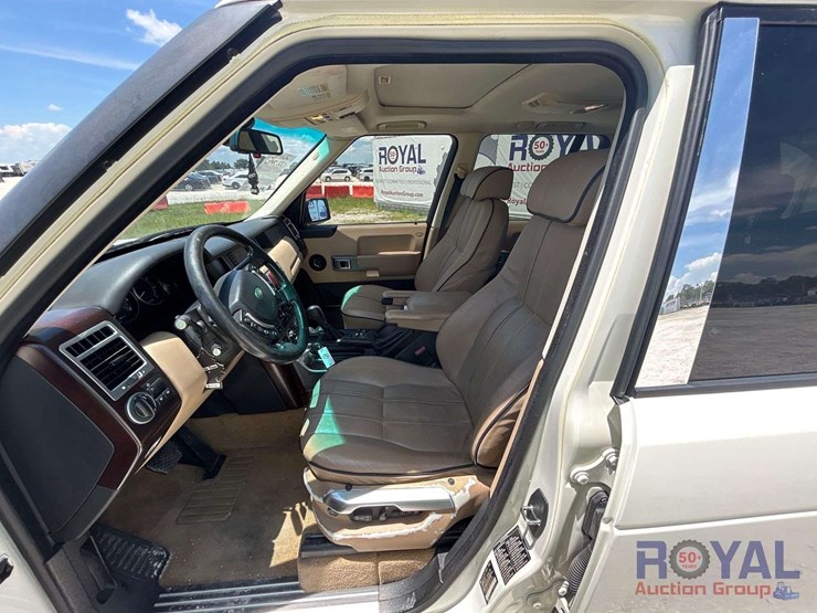2004-range-rover-hse-suv-image-15