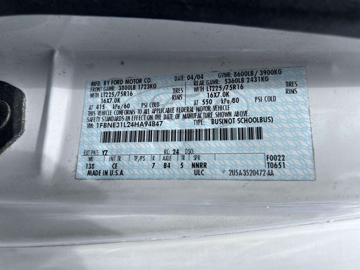 2004-ford-e350-image-5