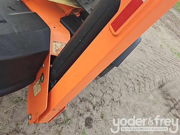 2018-jlg-t500j-image-14