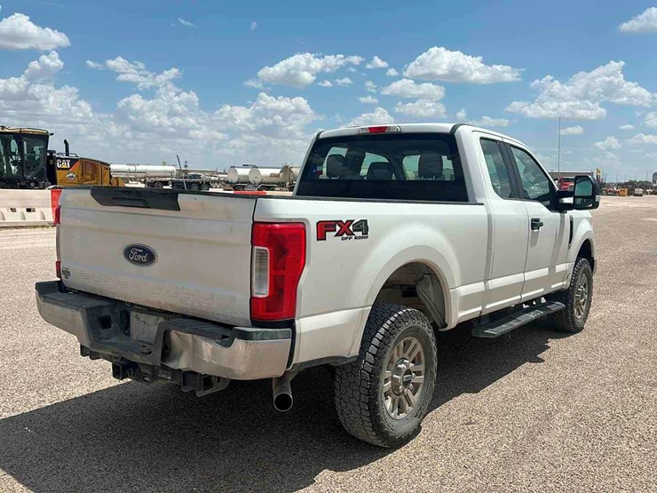 2019-ford-f250-image-4