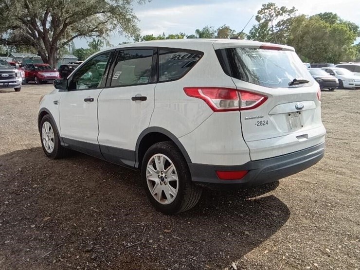 2015-ford-escape-image-7