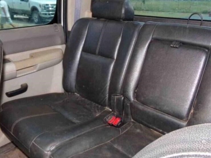 2011-chevy-4-door-dually-weld-bed-image-19