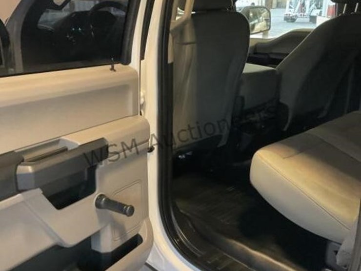 2018-ford-f150-image-25