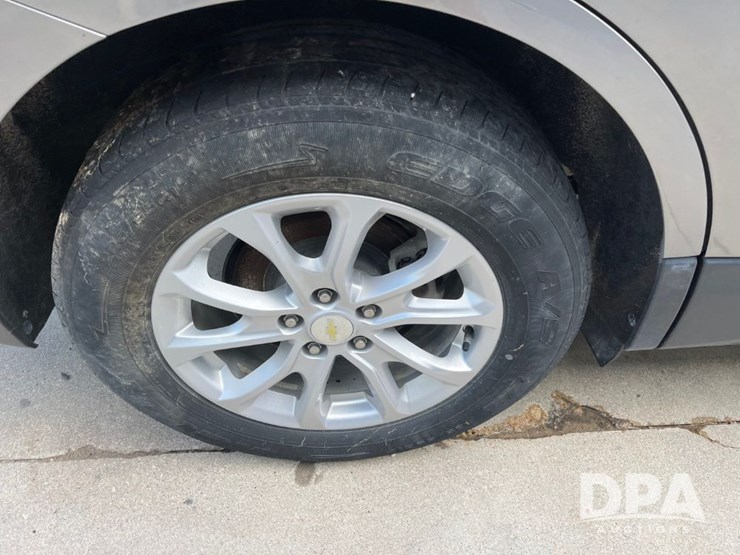 2018-chevrolet-equinox-lt-image-28
