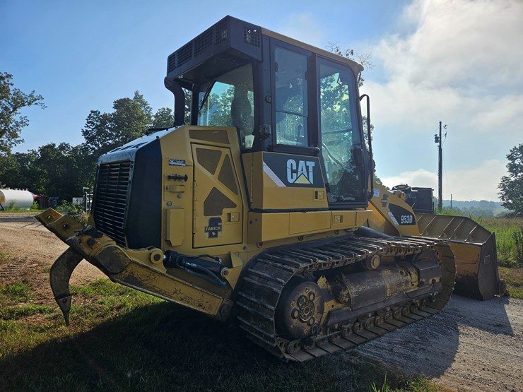 2014-caterpillar-953d-image-20