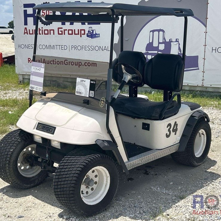 EZ-GO Textron Electric Golf Cart