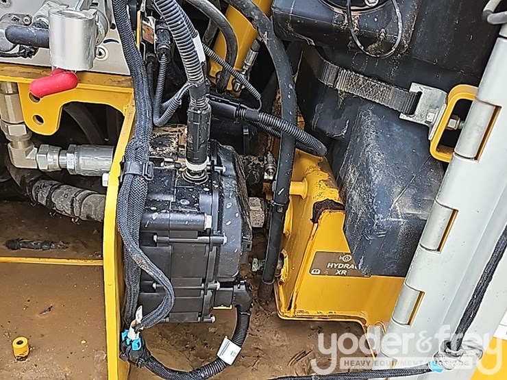 2018-deere-850k-image-49