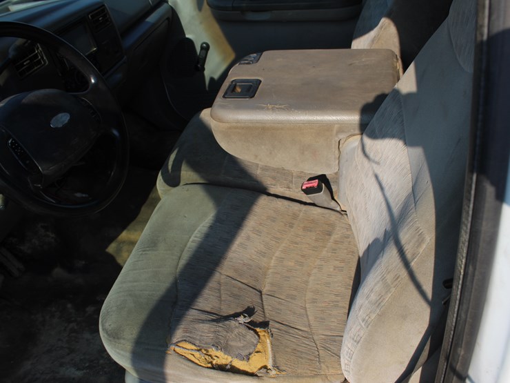 2003-ford-f350-image-8