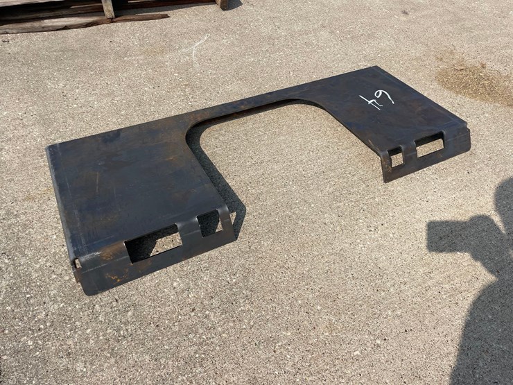 skidloader-open-back-plate-image-4