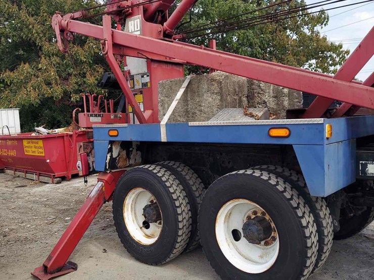 1989-gmc-7000-image-6